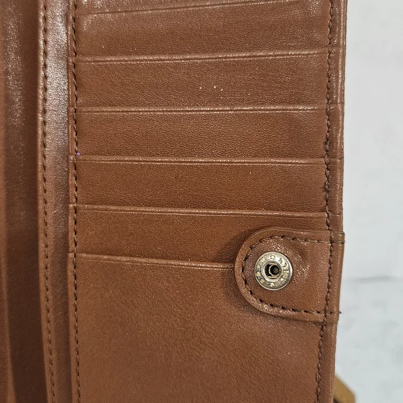 Ralph Lauren Brown Leather Wristlet with Gold Details. #090 - Picture 5 of 6